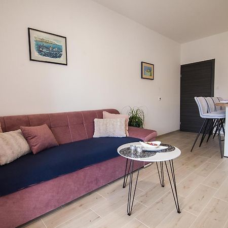 Family Apartments Brach Bol Luaran gambar