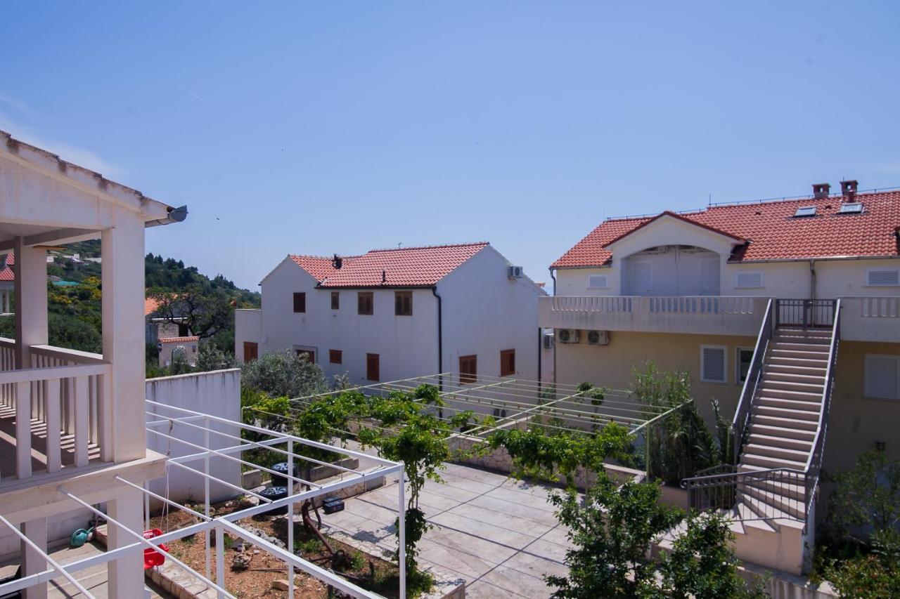 Family Apartments Brach Bol Luaran gambar